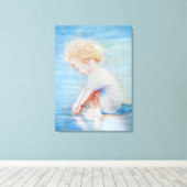 Kinderpeuter op de waterscène op het strand canvas afdruk (Insitu (Houten vloer))