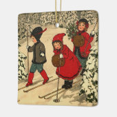 Kinderskiën, een  winterscène keramisch ornament (Links)