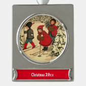 Kinderskiën, een winterscène verzilverd banner ornament (Voorkant)