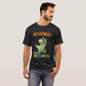 Kindertuin Dinosaur T Rex naar school T-shirt (Voorkant volledig)