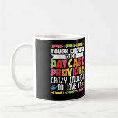 Kinderverzorger genoeg om overdag te zijn koffiemok (Links)