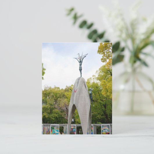 Kindervredesmonument Briefkaart (Staand voorkant)