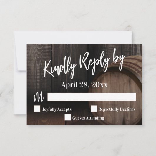 Kindly Reply by Casual Typography Wooden Barrel RSVP Kaartje (Voorkant)
