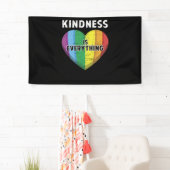 Kindness is alles wat LGBT Rainbow Flag Heart is Spandoek (Insitu)