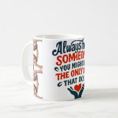 Kindness Mug — Always Help Someone Quote with Hold Koffiemok (Voorkant links)