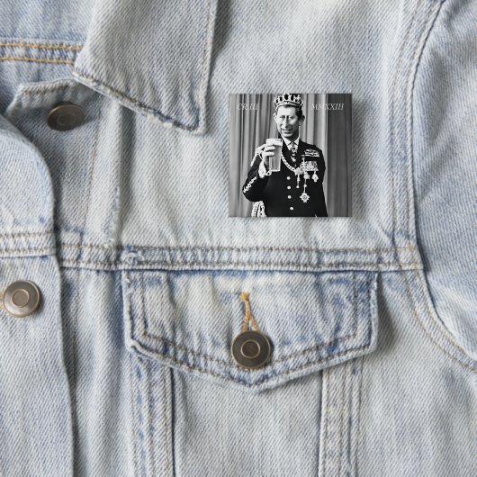 King Charles III 15 cm Square Badge Vierkante Button 5,1 Cm (In situ)