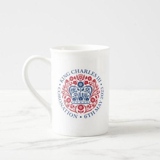 King Charles III Coronation Emblem, Royal Souvenir Porselein Kop (Links)