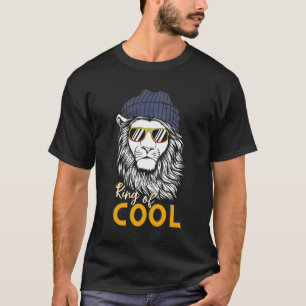 King of Cool   Super Cool Lion met Beanie en Zon T-shirt
