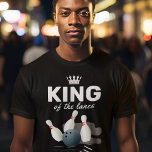 King of the Lanes Bowling Pin T-shirt<br><div class="desc">Kute bowling alley t-shirt met een kings kroon,  enkele bowlingpennen en bal en het gezegde "koning van de rijstroken".</div>