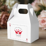 King & Queen of Hearts Casino Poker Kaart Wedding Bedankdoosjes<br><div class="desc">Koning en koningin van de harten spelen kaart bruiloft gunst doos. Personaliseer het met uw evenementengegevens. Geweldig voor een poker of Las Vegas themafeest.</div>