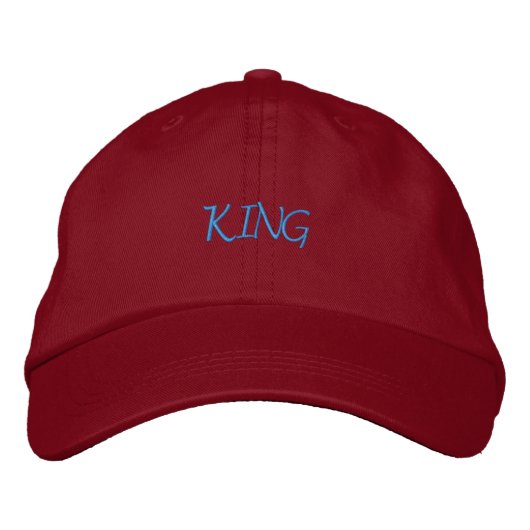 KING Tekst Naam Tekstkleur -Turquoise-Hoed Rode Zo Geborduurde Pet (Voorkant)