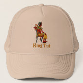King Tut op zijn troon Trucker Pet (Voorkant)