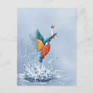 Kingfisher flying out of the water briefkaart