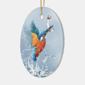 Kingfisher vliegt uit het water keramisch ornament (Links)