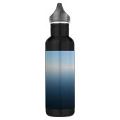 Kingston Lake, Ontario. Mooie foto van het meer... Waterfles (Links)