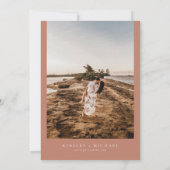 KINSLEY Tropische Boho Terracotta Foto Bruiloft Kaart (Achterkant)