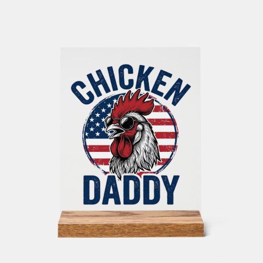 Kip Daddy Haan Oude Patriottische Shirt Desi Acryl Bord (Voorkant)