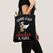 Kip het tweemaal grappig Kip-kerstontwerp Tote Bag (Dichtbij)