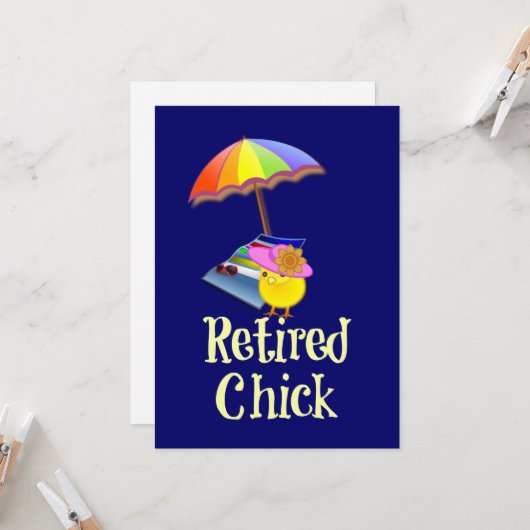 Kip met pensioen - Witte tekst op donkere achtergr Kaart (Voorkant / Achterkant in situ)