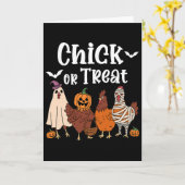 Kip of Behandeling Grappige Griezelige Kip Hallowe Kaart (Gele Bloem)