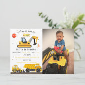 Kipkar & Graafmachine | Kinderen Bouw Verjaardag Kaart (Staand voorkant)