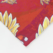 Kipkerst op rood fleece deken (Hoek)