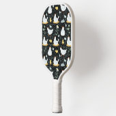 Kippen dromen in de Coop in Zwart Pickleball Paddle (Links)
