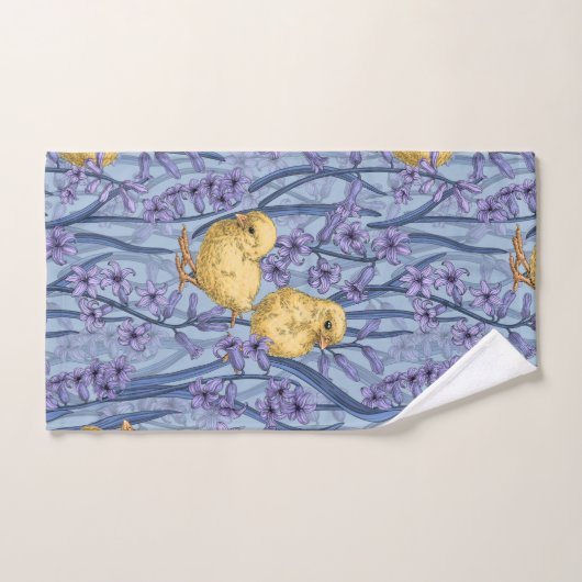 Kippen en hyacinten op hemelsblauw bad handdoek (Handdoek)