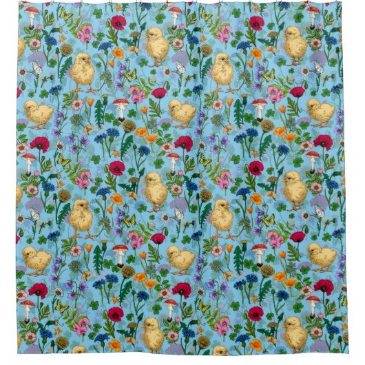 Kippen en wilde bloemen op baby blauw douchegordijn (Voorkant)