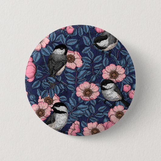 Kippen in het wild roos in roze en blauw ronde button 5,7 cm (Voorkant)