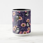Kippen in het wild roos in roze en violet mok (Midden)