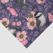 Kippen in het wild roos in roze en violet tissuepapier (Detail)