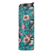 Kippen in vrij roos, roze en blauw thermosbeker (Gedraaid links)