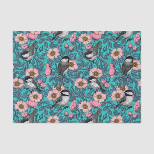 Kippen in vrij roos, roze en blauw tissuepapier (Voorkant)