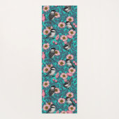 Kippen in vrij roos, roze en blauw yogamat (Achterkant)