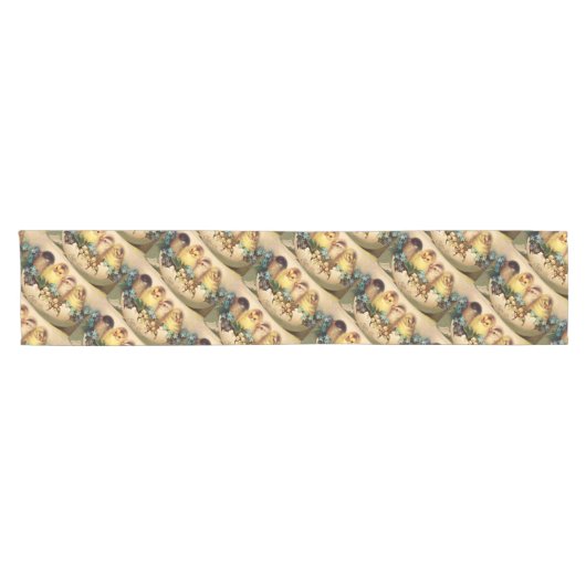 KIPPEN MET STROMEN IN EENVOUDIGERE EGG KORTE TAFELLOPER (Horizontaal)