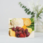 Kippensalade met vruchten en kraakbedekking briefkaart (Staand voorkant)