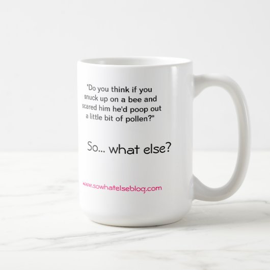 Kira in de auto mok van de bijenpolen (Rechts)