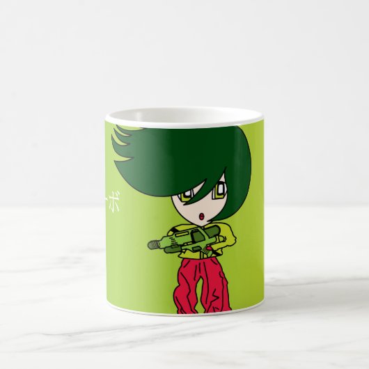 Kirabo Li Mok (Center)