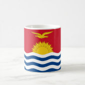 Kiribati Flag Koffiemok (Center)