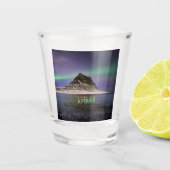 Kirkjufall Mountain in de Noordelijke Lichten van  Shot Glas (Voorkant)