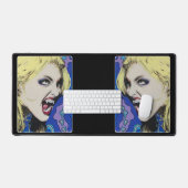 Kiss Hard schilderij op een Bureaumat (Keyboard & Muis)