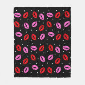 Kiss Lips Roze Rood en Harten Vleekbank BLK Fleece Deken (Voorkant)