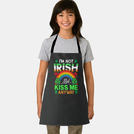 Kiss Me Anyway Irish humor Design-63942 Schort (Insitu)