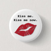 Kiss Me Button (Voorkant)