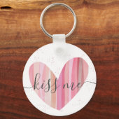 Kiss me Cute Pink getextureerd Heart Sleutelhanger (Voorkant)