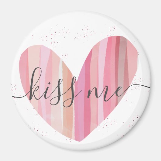 Kiss Me Cute Pink Textured Heart Magnet (Voorkant)