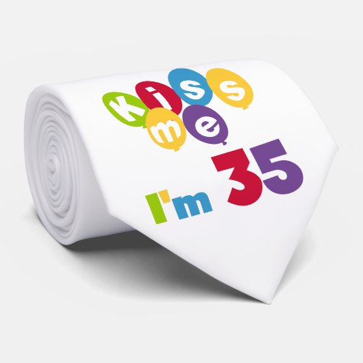 Kiss me Ik ben 35-jarige T-shirts en GIfts Stropdas (Opgerold)