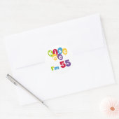 Kiss me Ik ben 55-jarige overhemden en cadeautjes. Ronde Sticker (Envelop)