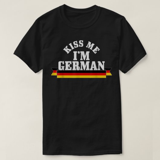 Kiss me Ik ben Duitse Oktoberfest Duitse vlag Funn T-shirt (Design voorkant)